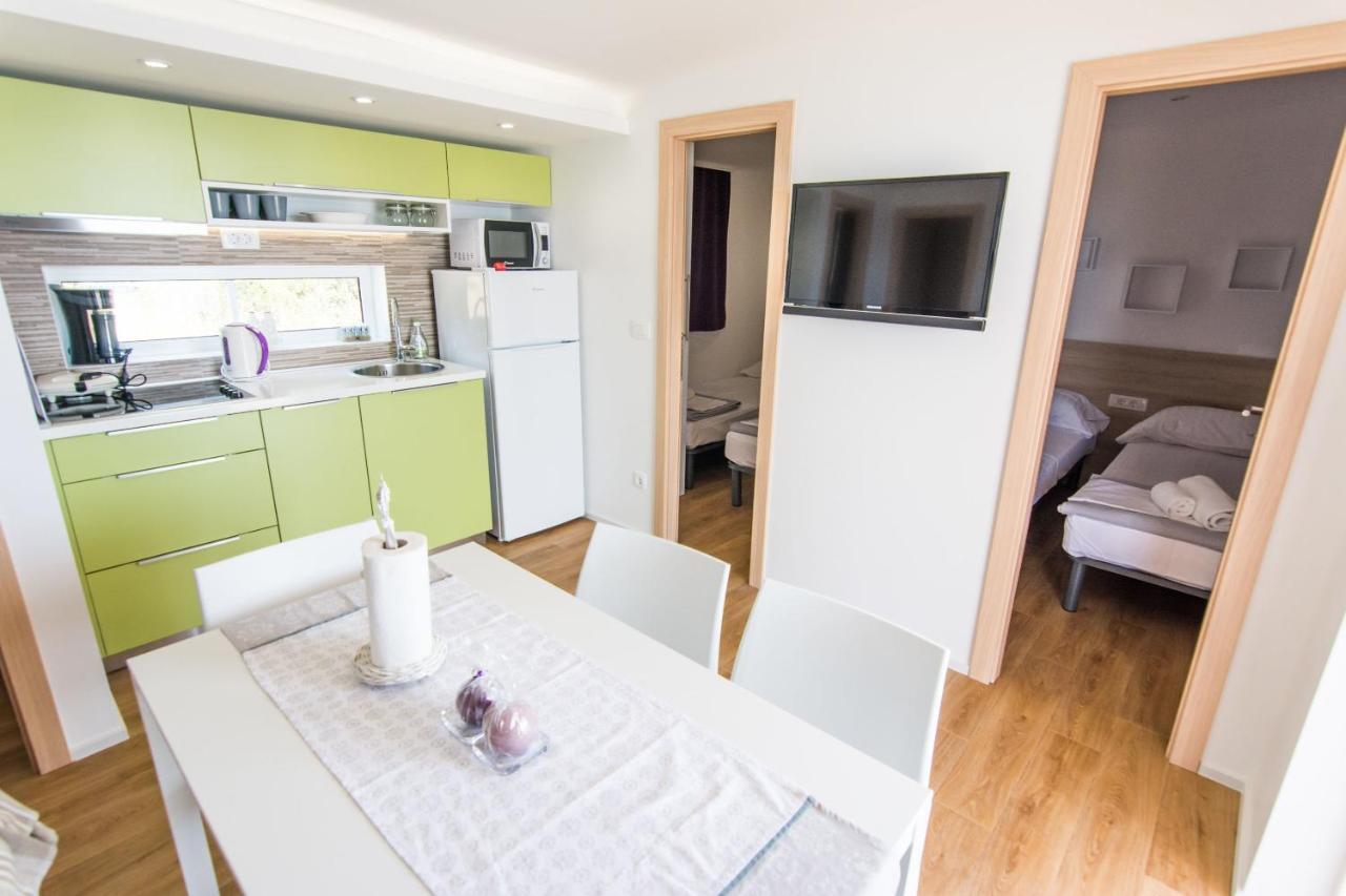Mobile home Opal 2 Biograd Na Moru Exterior foto